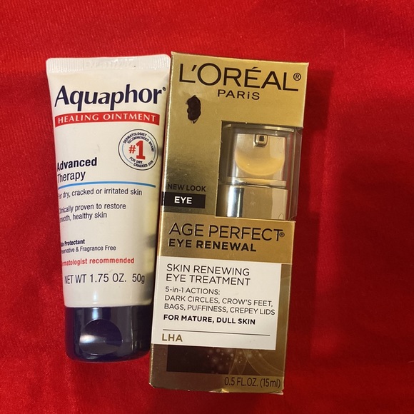 Makeup Bundle - Picture 5 of 9